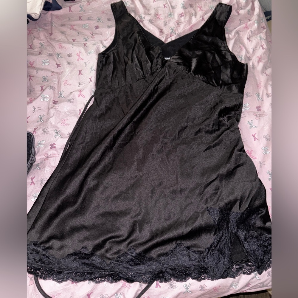 Fashion Nova Black Satin Lace-Trim Chemise